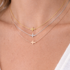 Acero gargantilla cruz